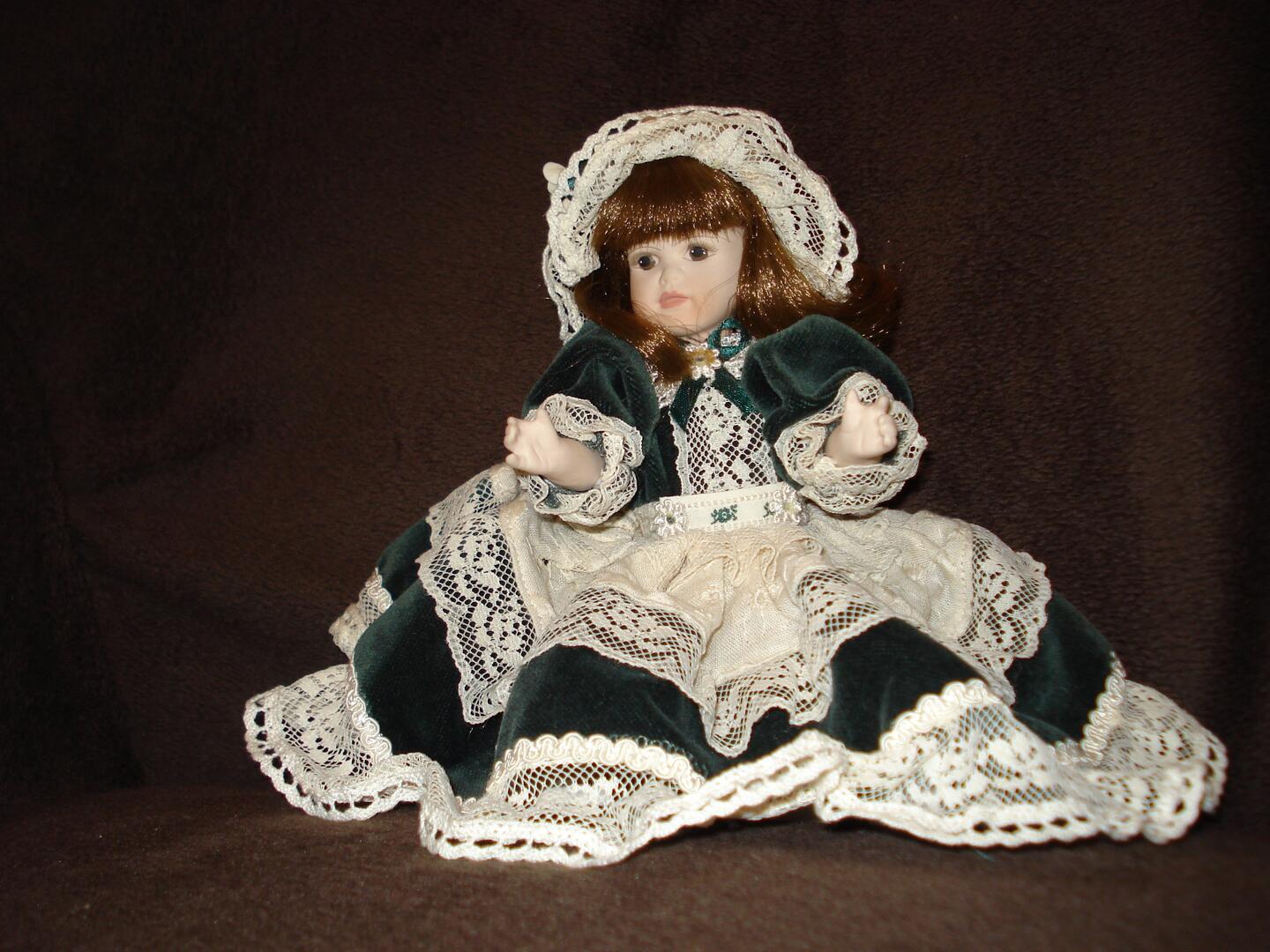 Poupées de porcelaine
