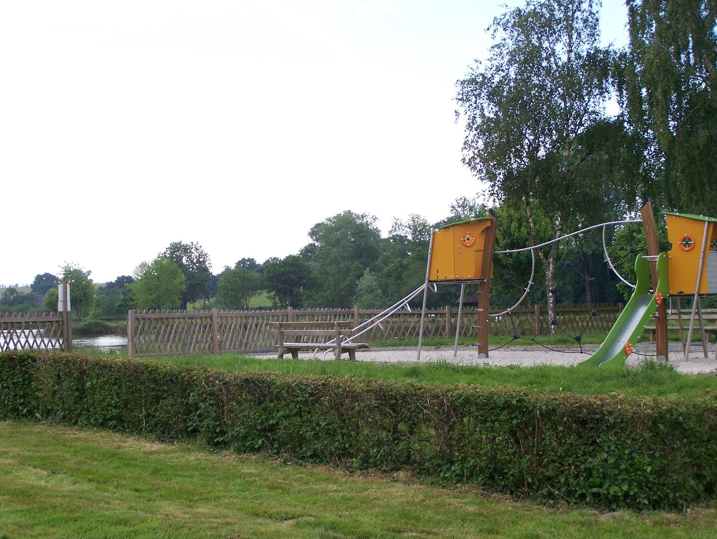 aire-de-loisirs-saint-paul-le-gaultier-72-loi-1