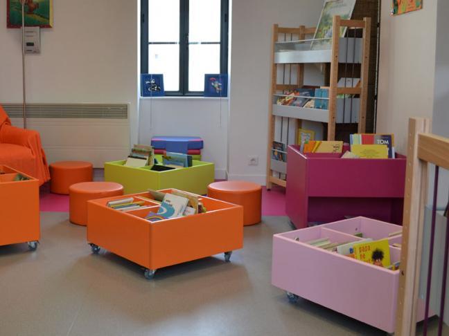 bibliotheque-saint-etienne-de-mer-morte-44-loi-1