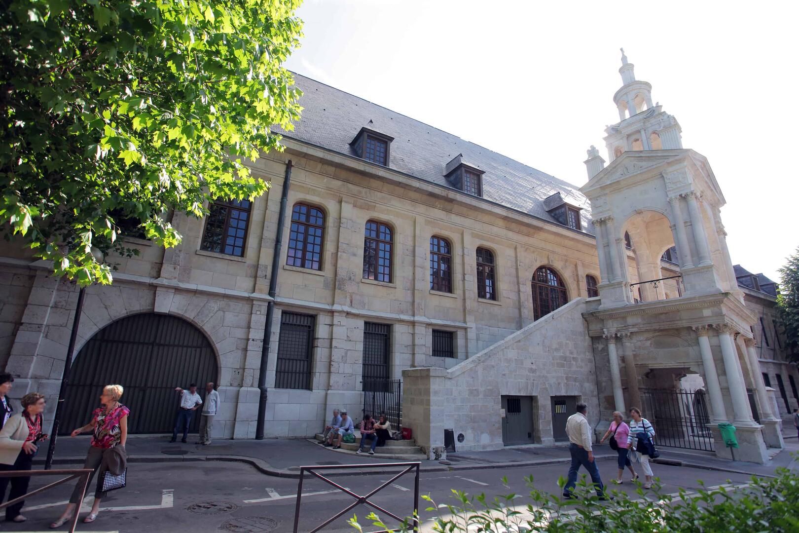 La Halle aux Toiles
