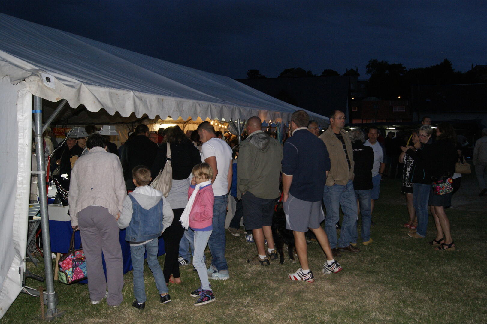 Marché Nocturne photo non contractuelle