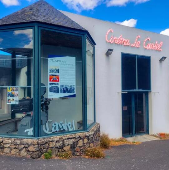 260807-visite-cinéma-castel-mauléon