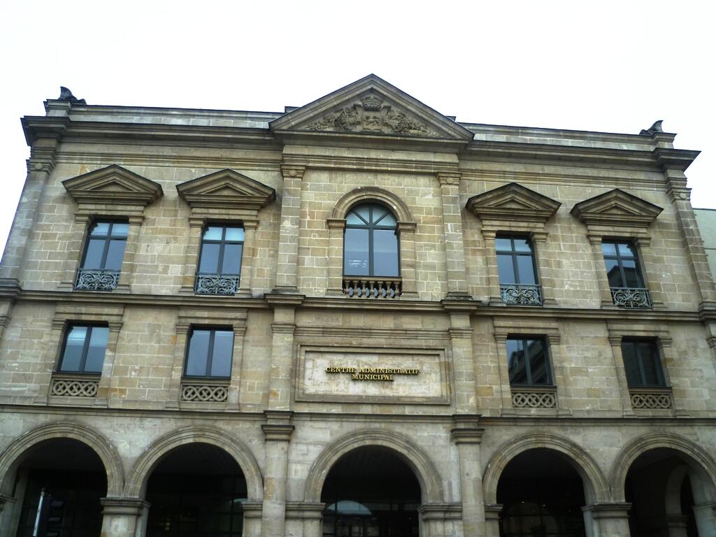 24558_p1000660