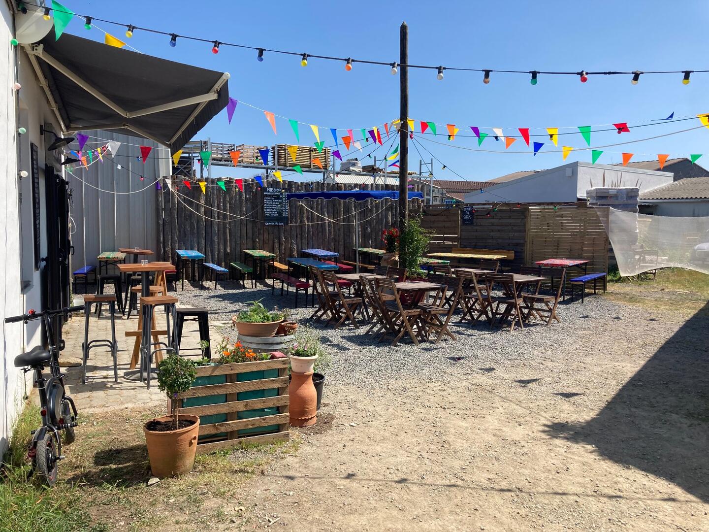 25 - Les Fous Brassants - 01