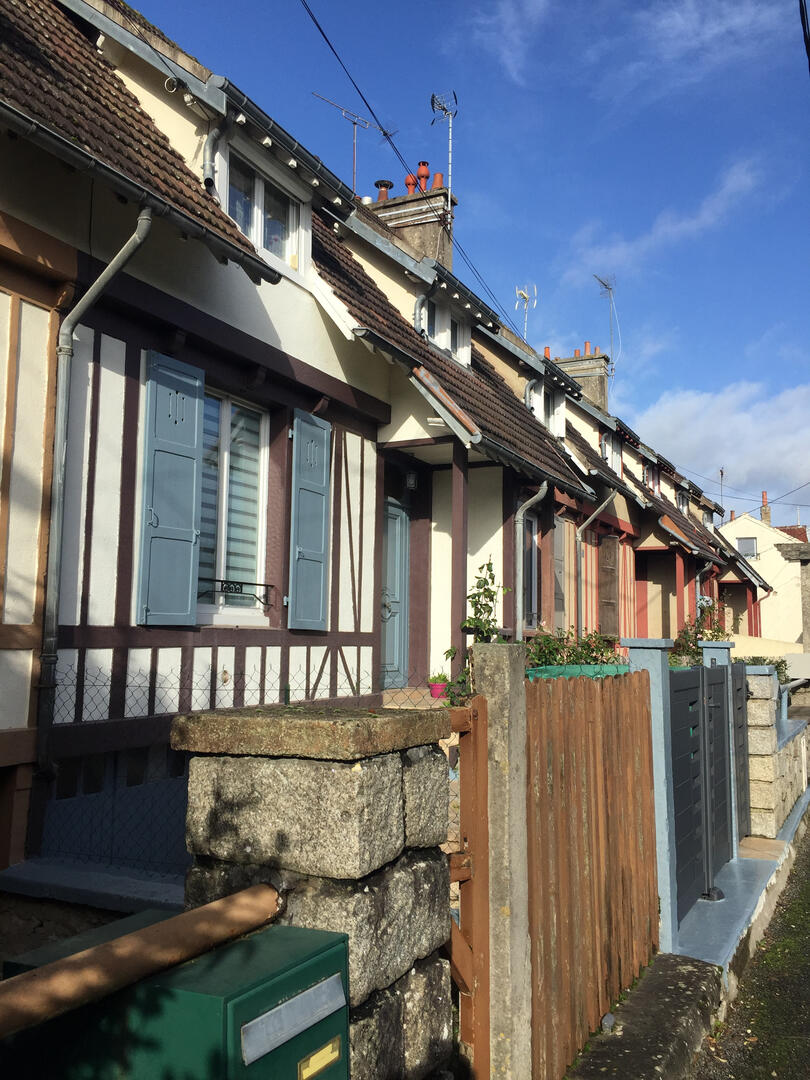 Maisons de la caisse d'épargne à Mamers