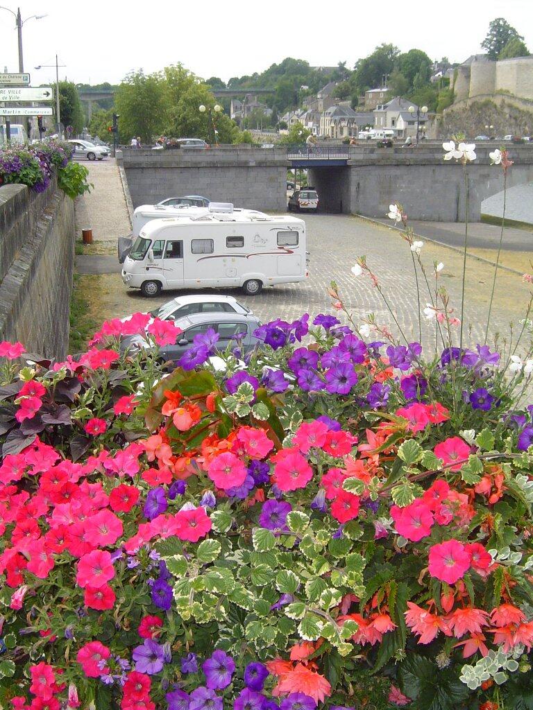 stationnementcampingcars-mayenne-53