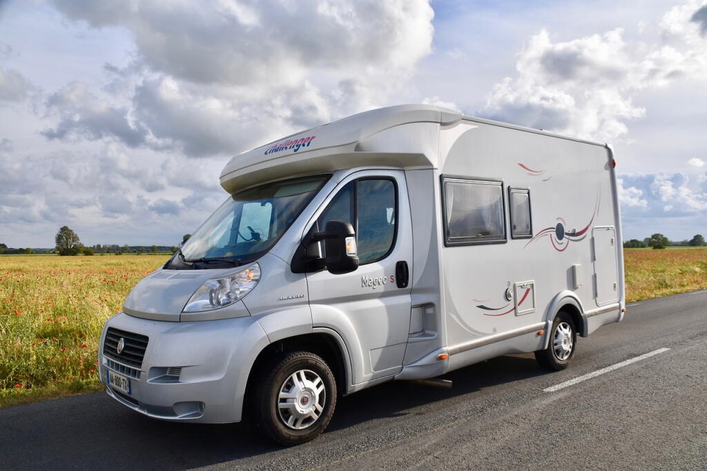 Aire d'accueil camping-car de Fréaudour_1