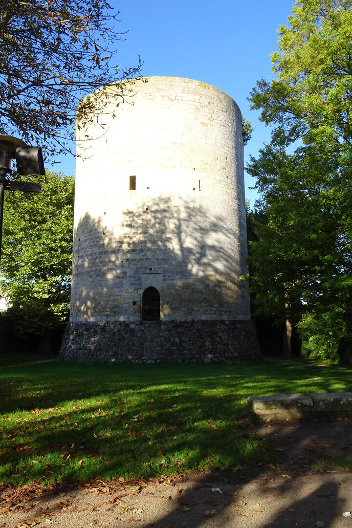 Tour Philippe Auguste