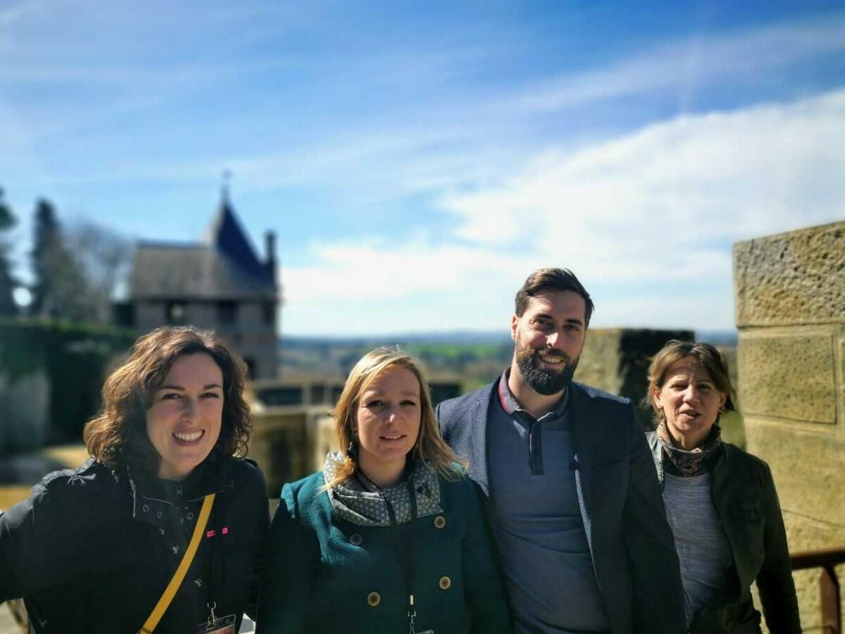 CARCASSONNE TOURS guides