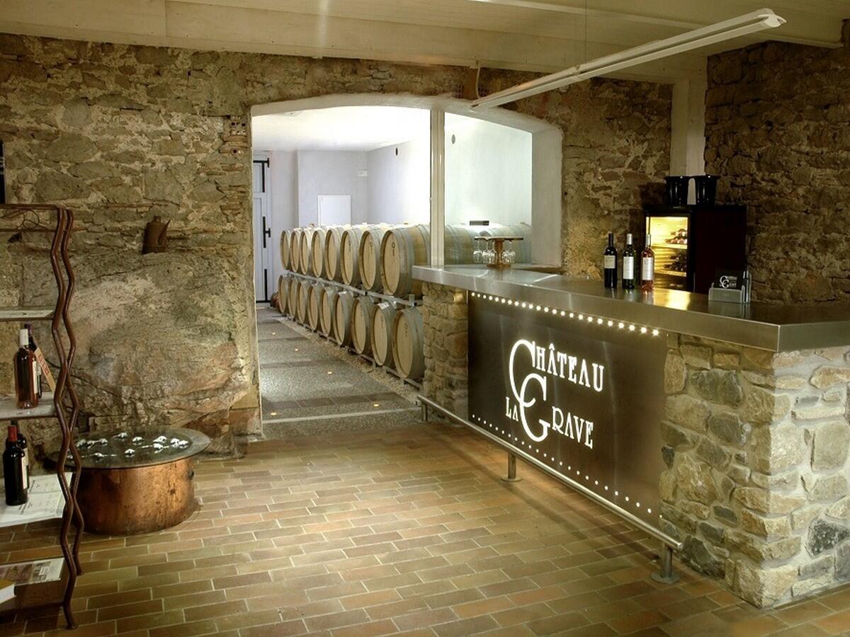 CHATEAU LA GRAVE