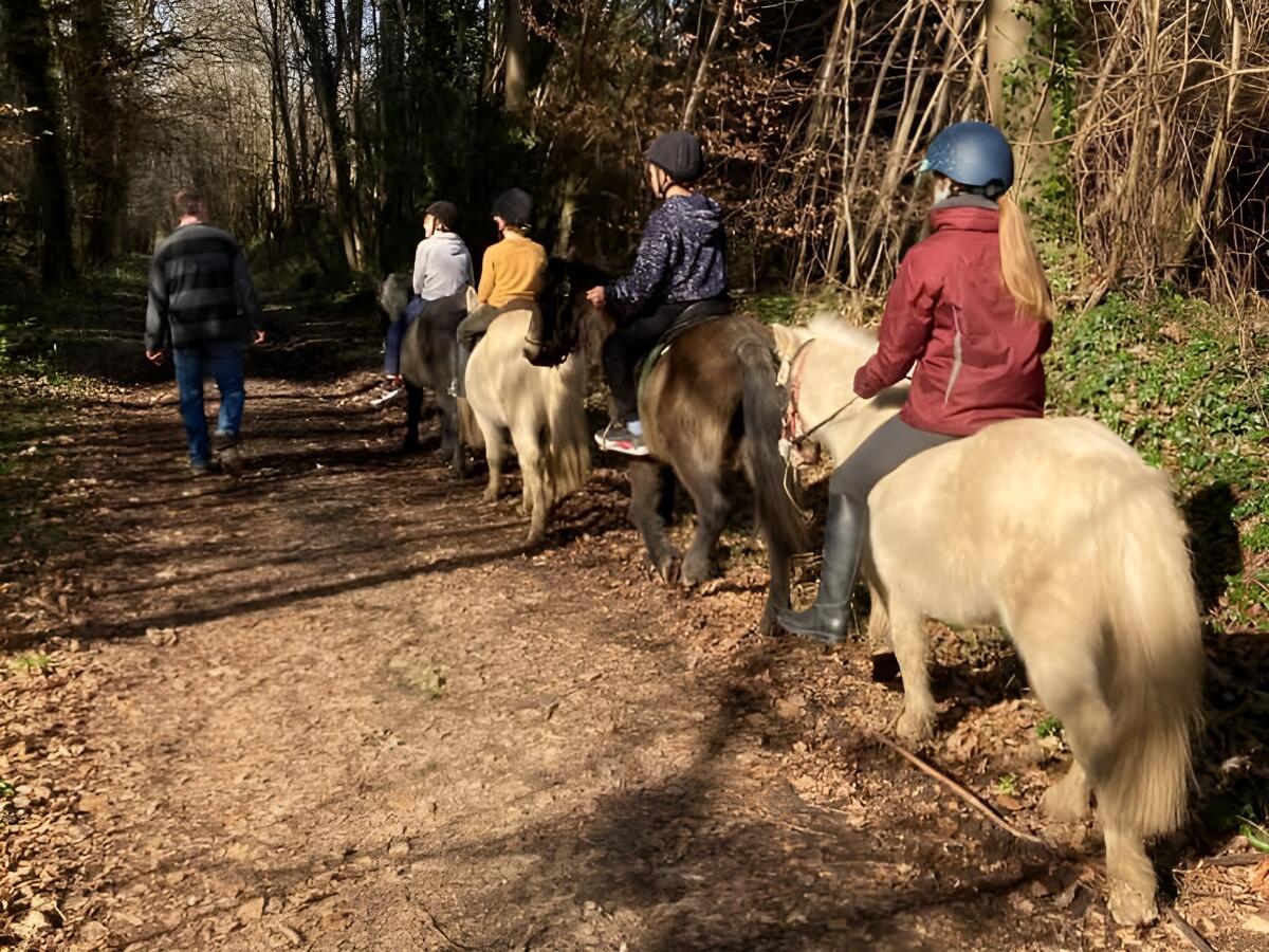 Chevauchee rocques poney