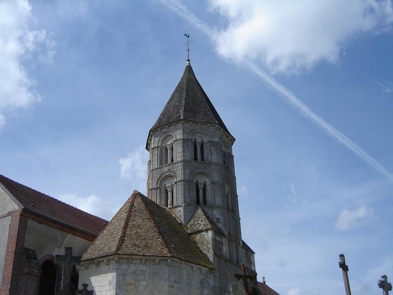 Eglise de Tordouet-tour romane