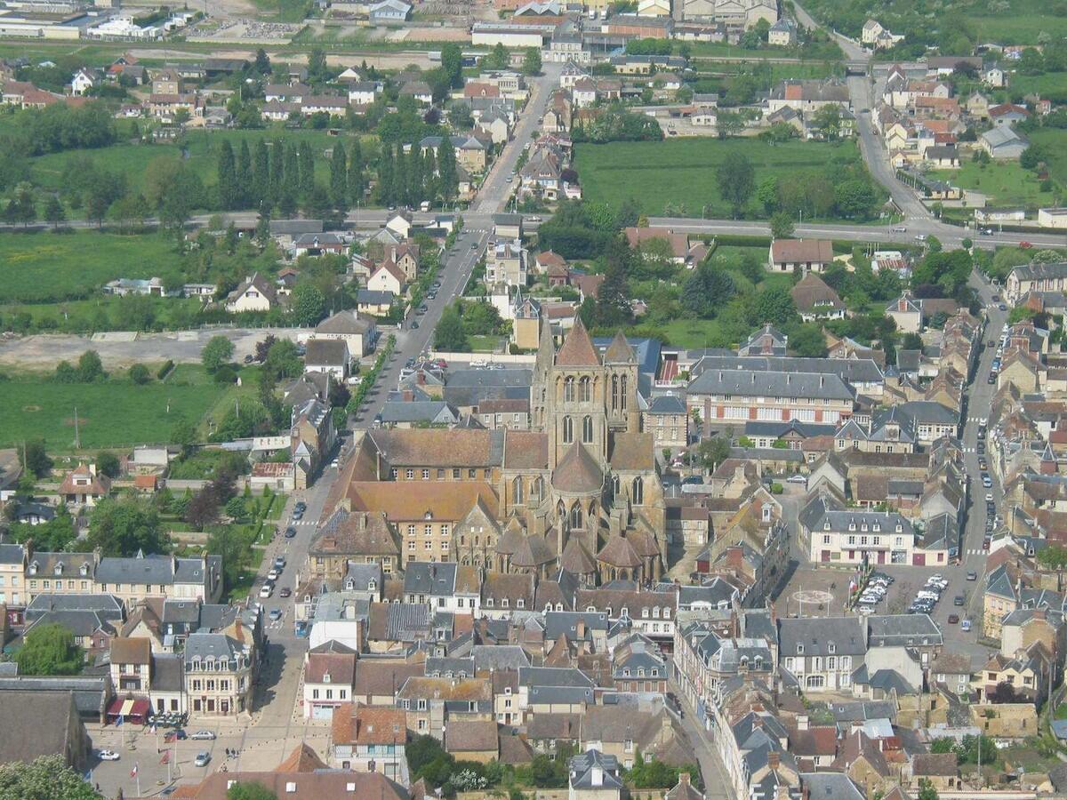 saint-pierre-sur-dives-au-fil-des-rues