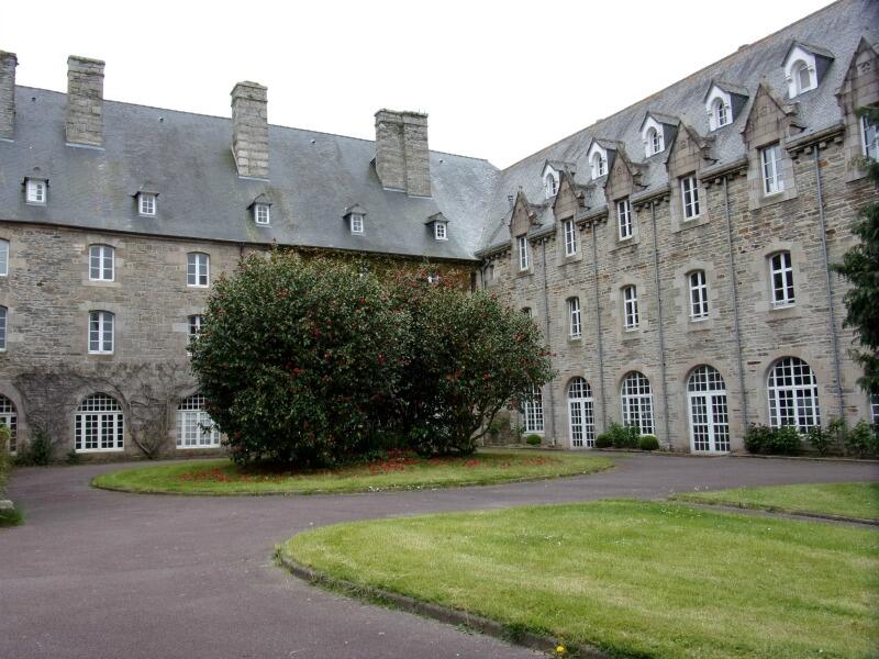 7 - Rive gauche - Le monastère Sainte Anne (002)