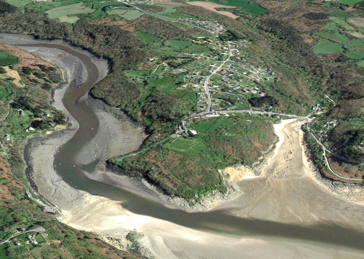 2023_CdC_Ploulec_h_Yaudet_Rando_23_juillet_06_aout_13 aout_(03)Vue aerienne du Promontoire_Light