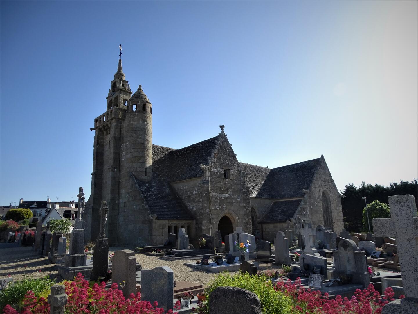 Eglise de Locquémeau