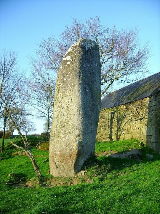 menhir Keranscot Trégrom GL2i