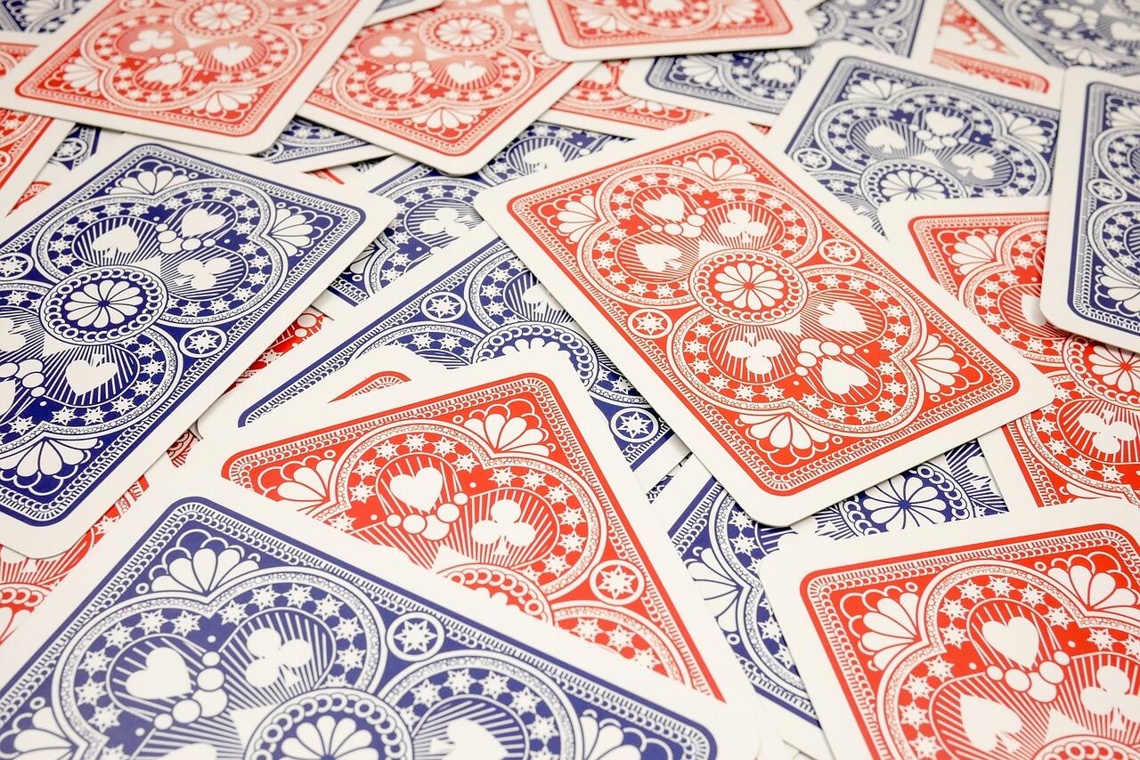cards-4425789_1280