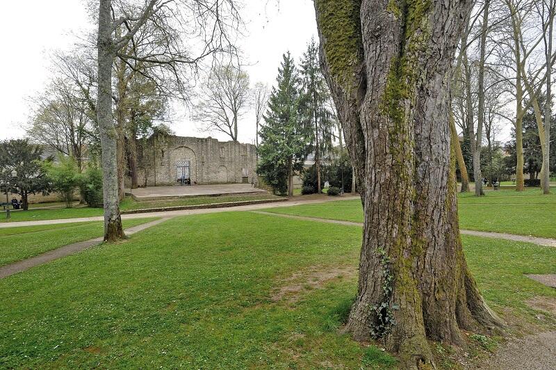 24 – Périgueux – Le parc Gamenson théâtre de Verdure - © Rémi Philippon
