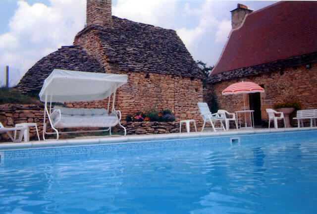 Piscine gîtes le hameau de la Vergne