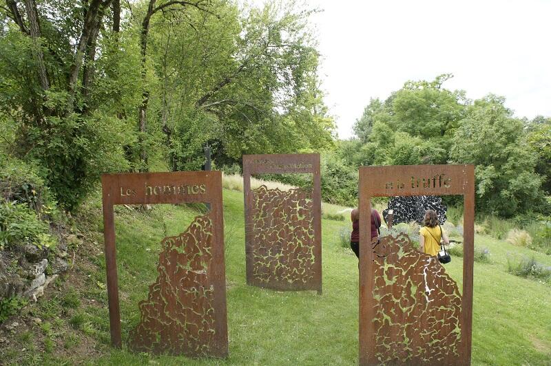Sainte-Alvère_Sentier_interprétation_truffe_2016©Office de tourisme de Périgueux (3)