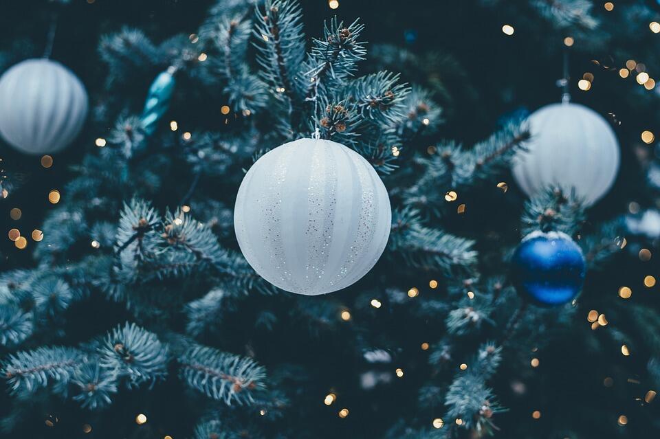 christmas-baubles-1869989_960_720