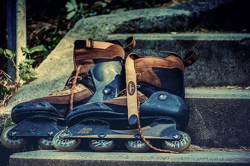 inline-skates-3591101__340