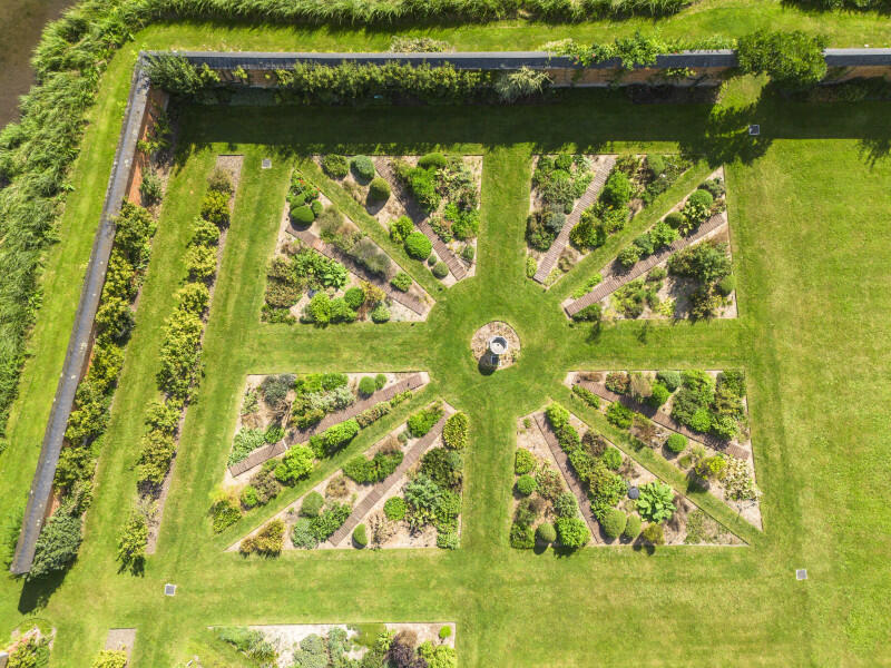 800x600_acquigny-jardin-m-dicinal-1093260