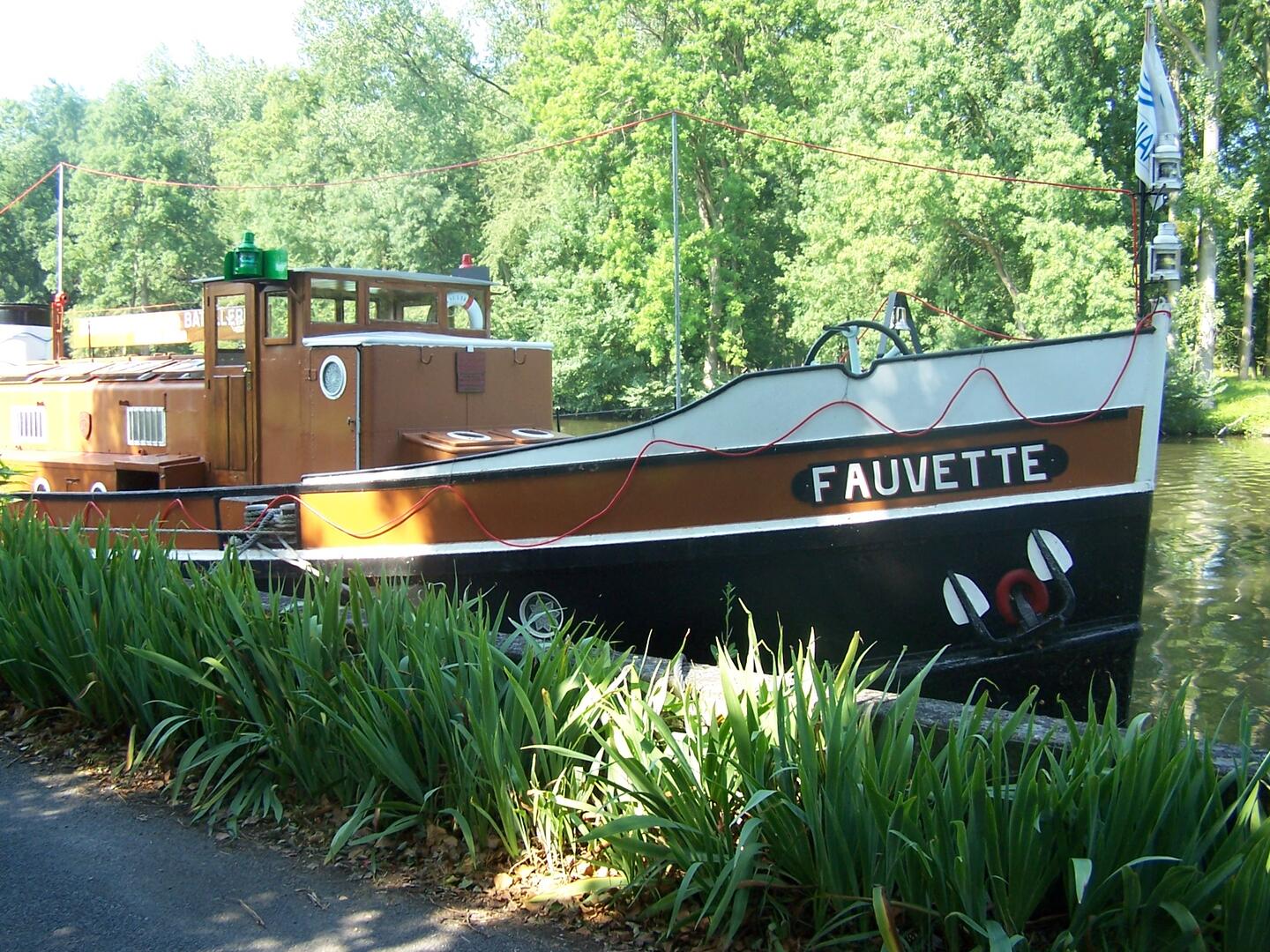 2005-07 - Musée Fauvette - Poses-02