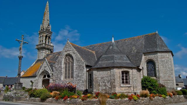 JUL eglise-poullan-devant2-640x360-crop-1585400580