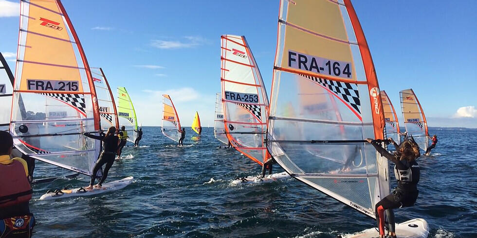 MAI windsurf
