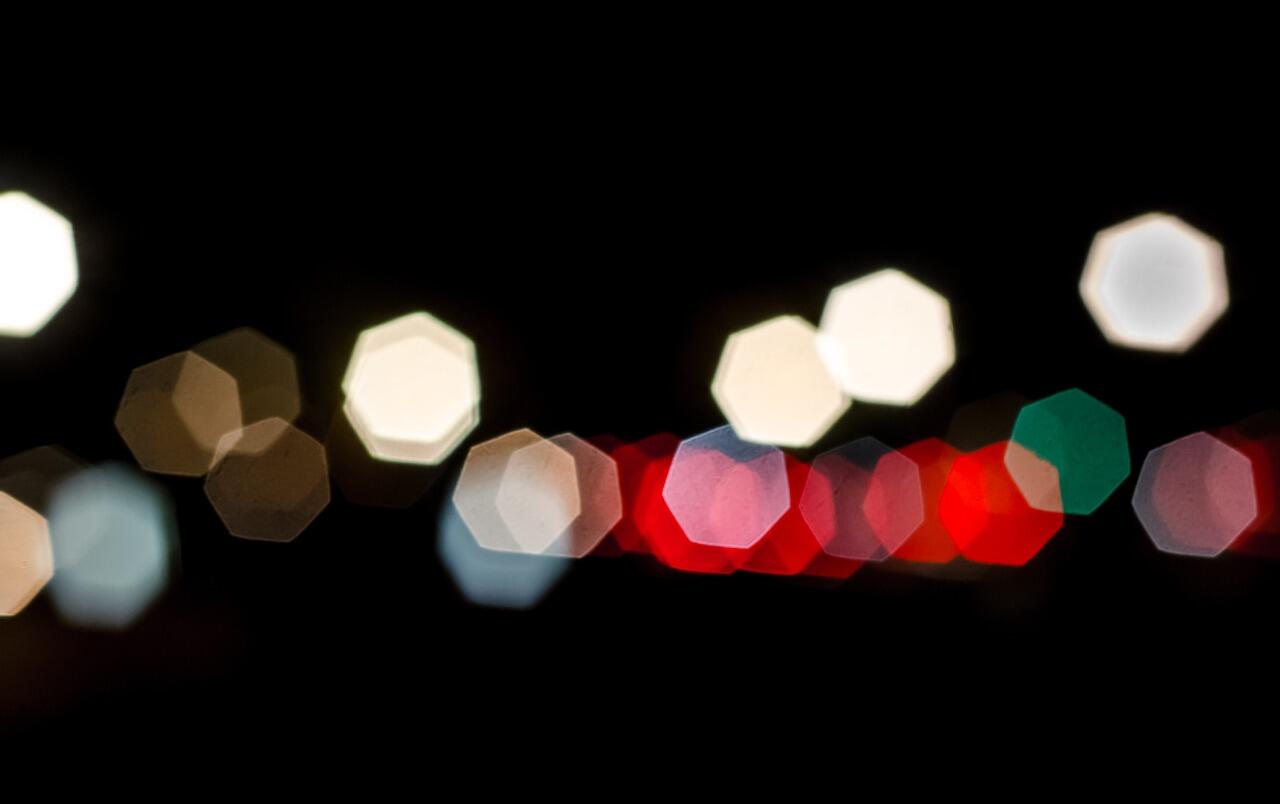 tail-lights-1241171_1280