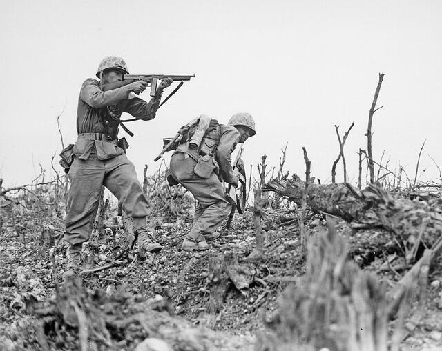 war-1172111_640