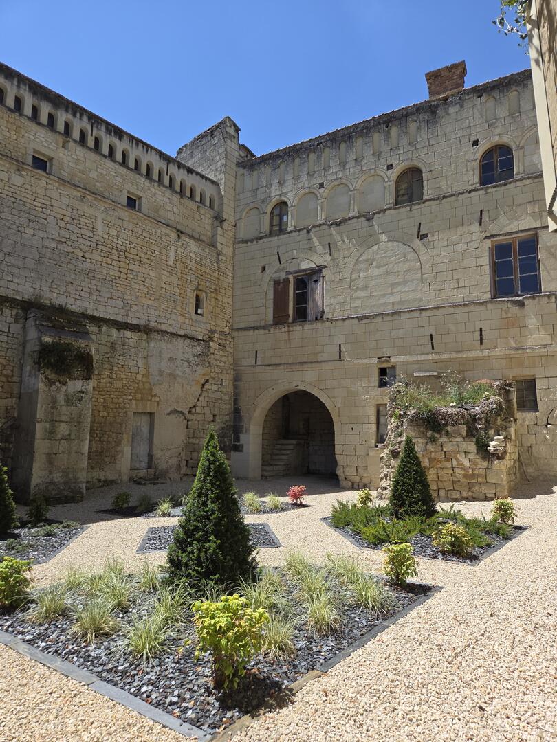chateau