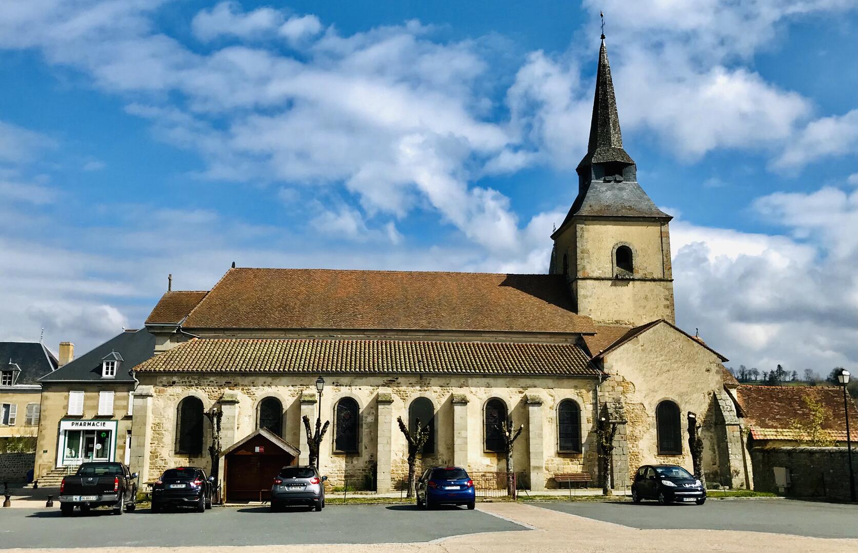 MAINSAT_Eglise
