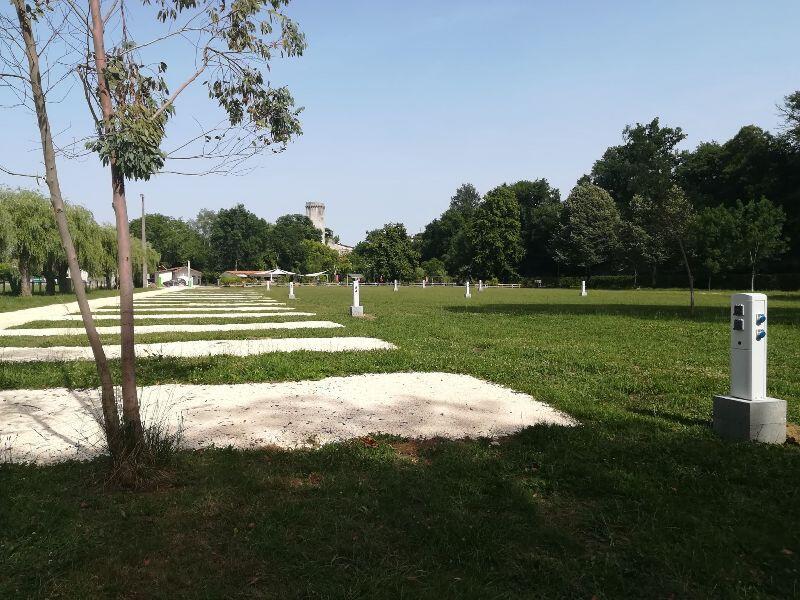 aire de camping-cars Bourdeilles