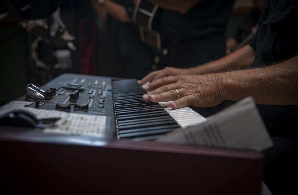 piano-3703616-960-720