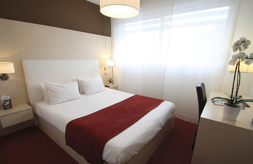 Chambre ovalie I