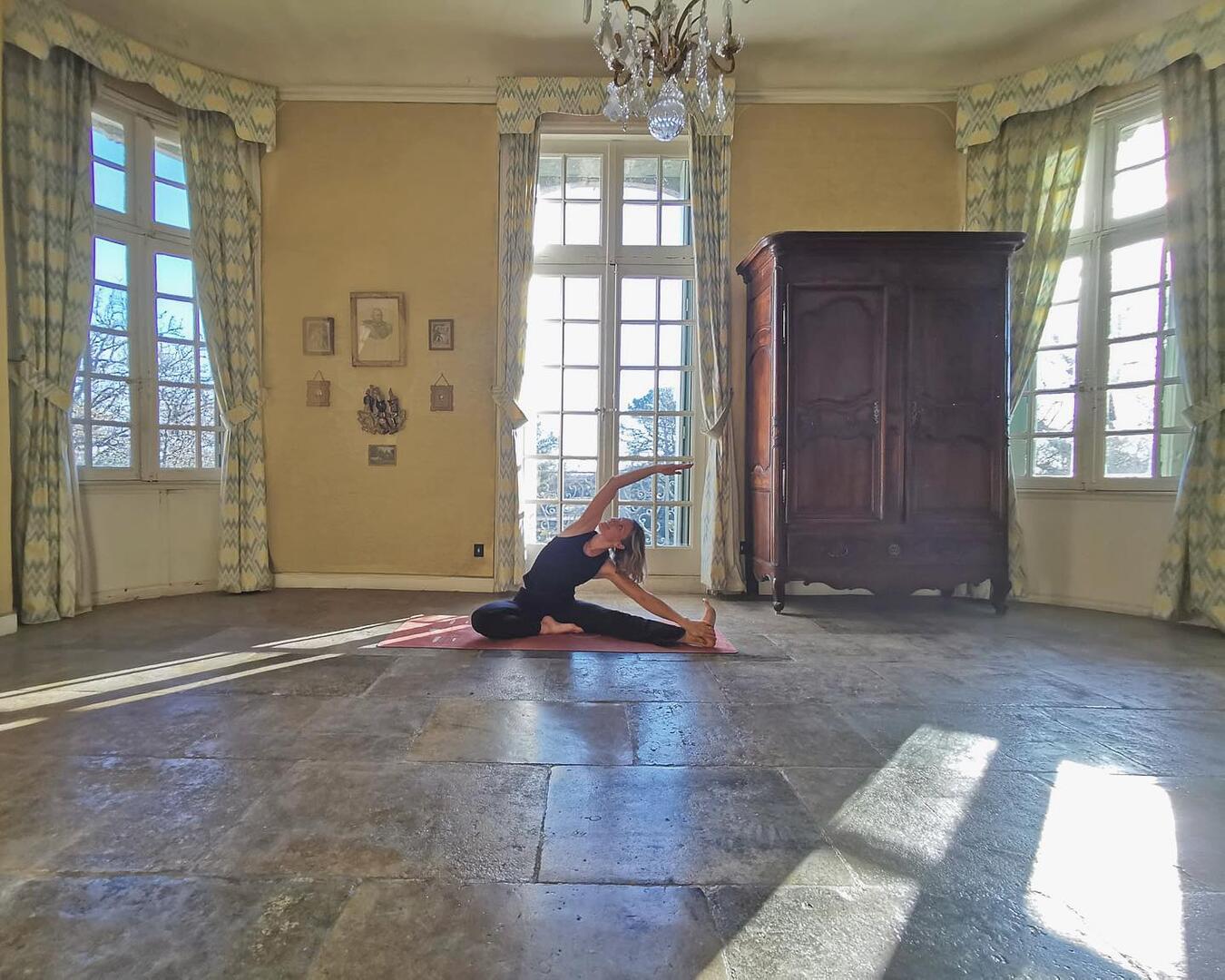 yoga_chateau