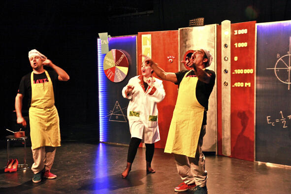 spectacle-1012@cie_minibus