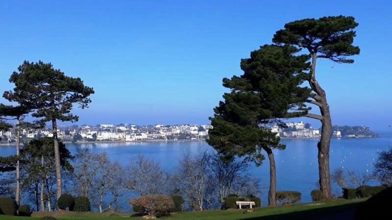 01--Laine-Balafenn-Dinard--Vue-de-l-appartement