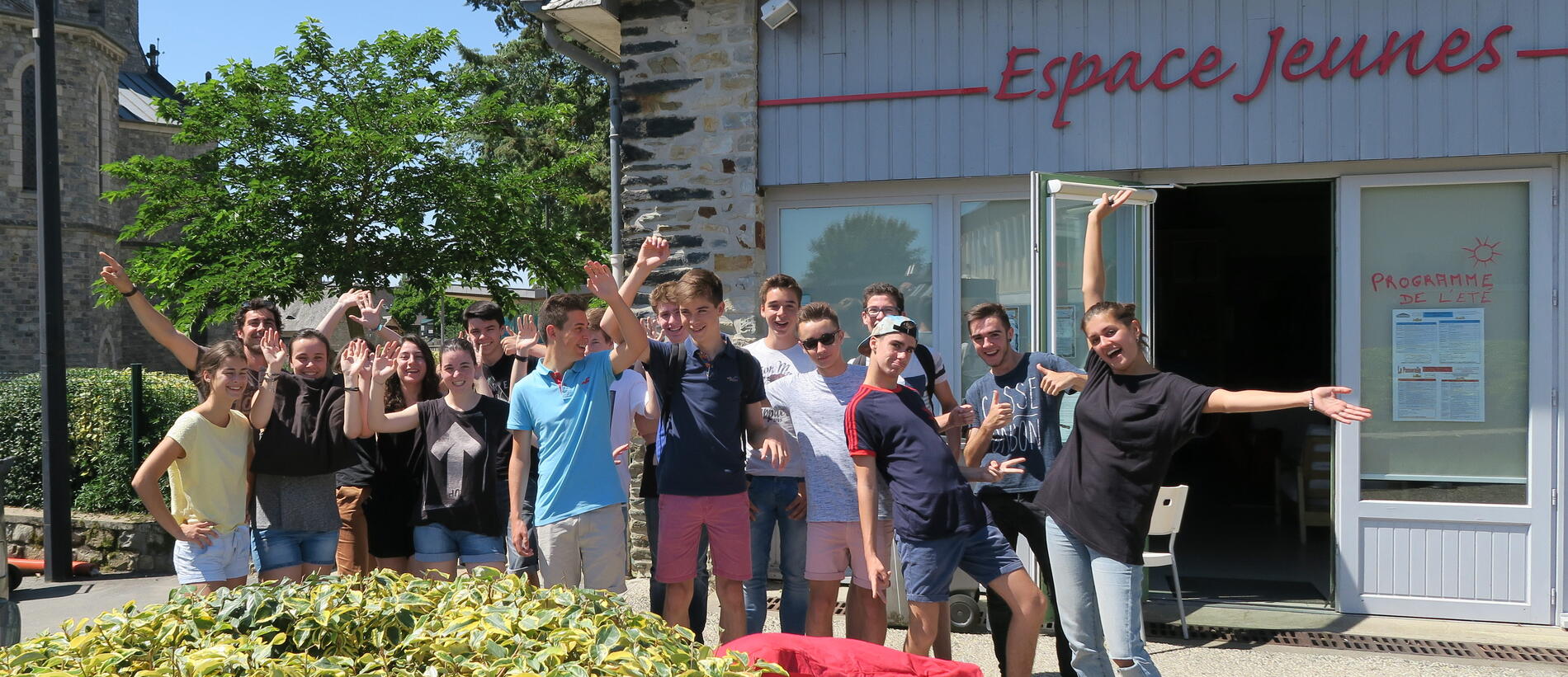 visuel espace jeunes chateaubourg
