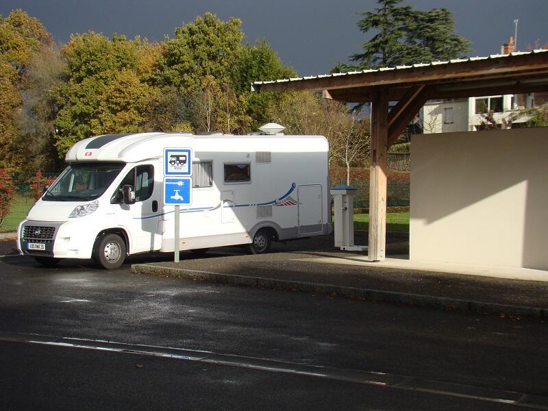 Aire-camping-car-dAntrain