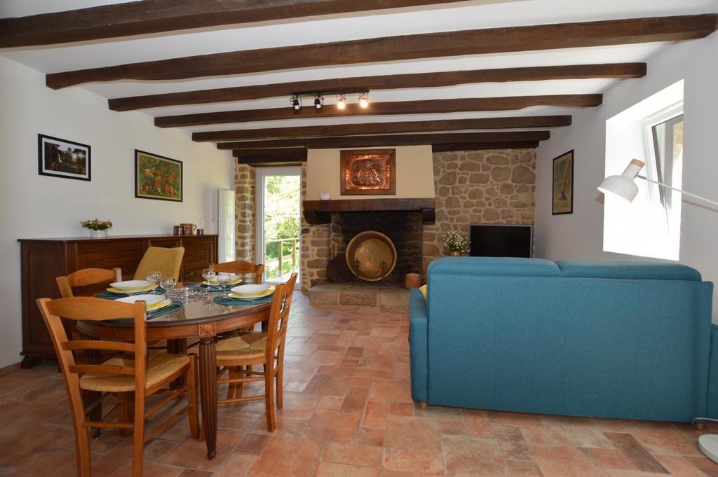 Au-moulin-de-Faucillon--1-