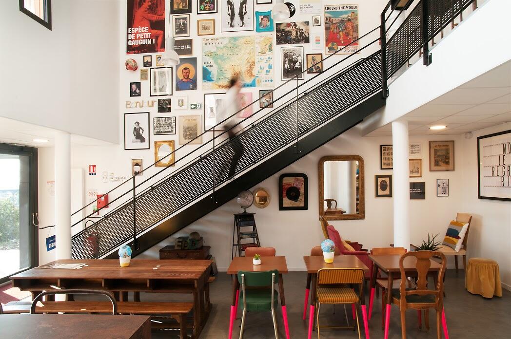 Edd Hostel Café (1)- Dol de Bretagne @ Marie Piccolin