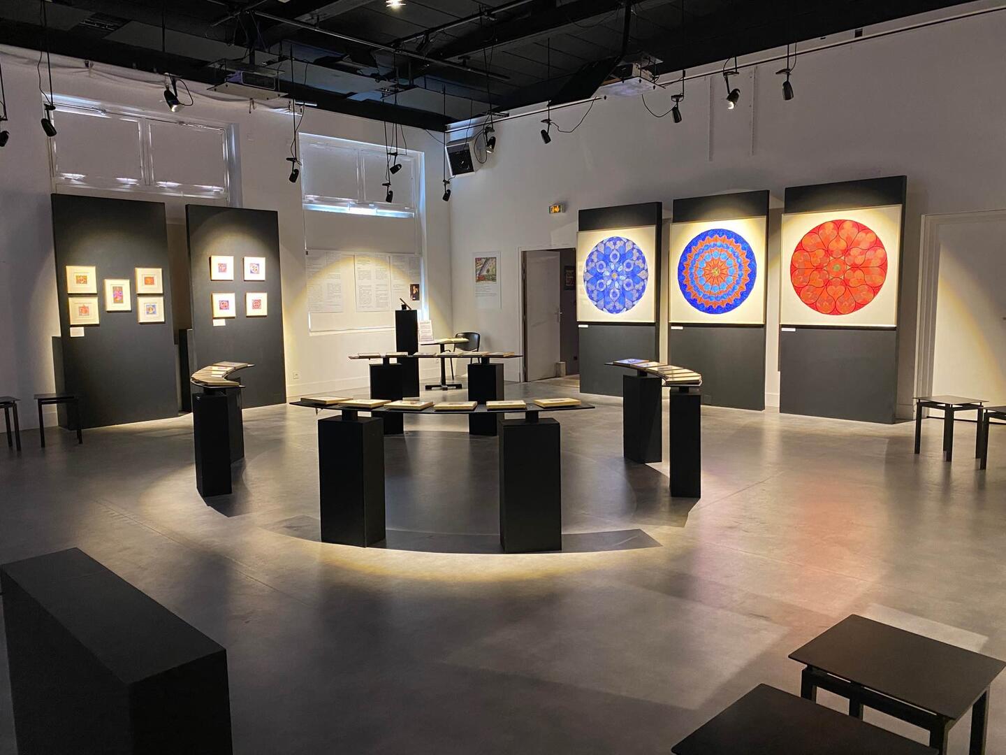 Exposition « Cosmogonie, Enluminures » Par Noura Chami-Harmel (Dol-de ...