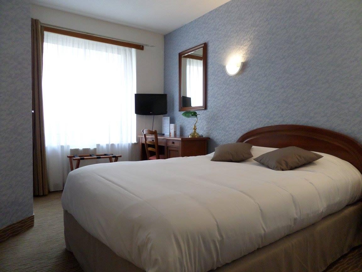 Hotel-les-Tilleus-Dinard-chambre-double