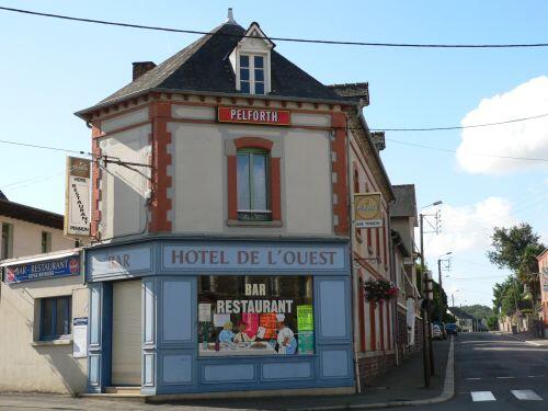 L'hôtel de l'ouest à Montfort sur Meu