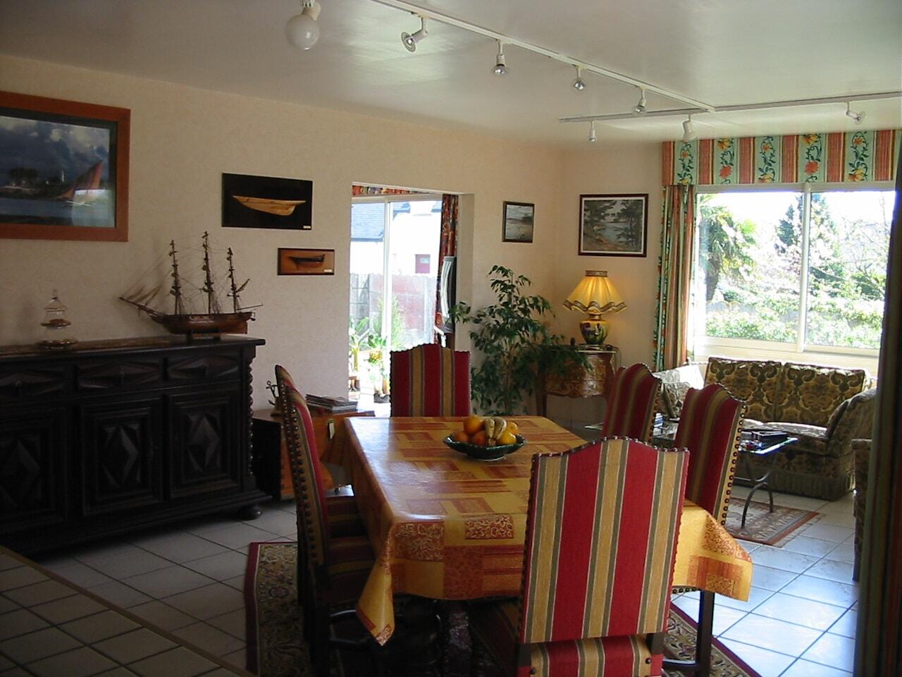 Le-brise-lames-Mr-Touze-Saint-Briac-salon