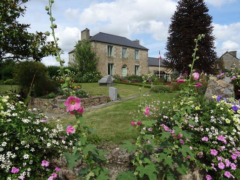 Mairie fleurie de Coglès